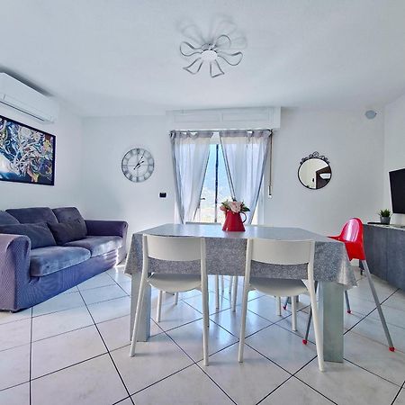 Casa Le Vignole - Aosta Villa Luaran gambar