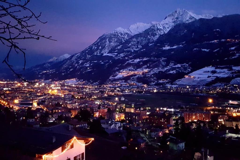 Casa Le Vignole - Aosta Villa Luaran gambar